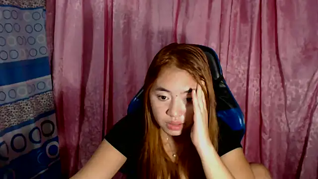 onlymaes_19 webcam