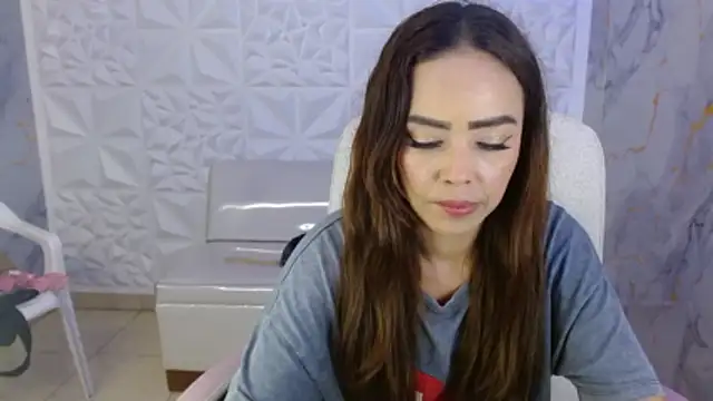 naomis_36 webcam