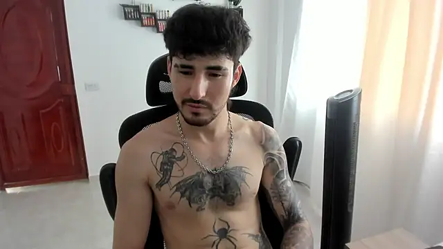 DmitriSanders webcam