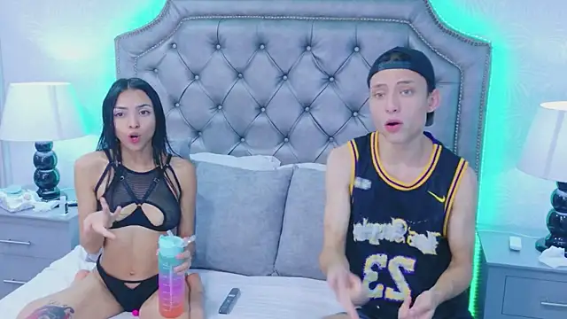 CherryAndDax webcam