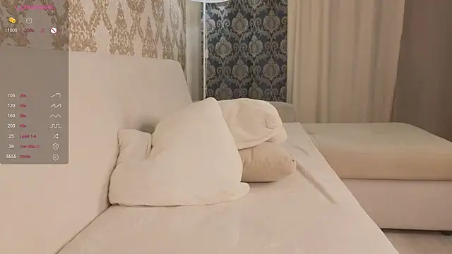 foxy_bloomm webcam