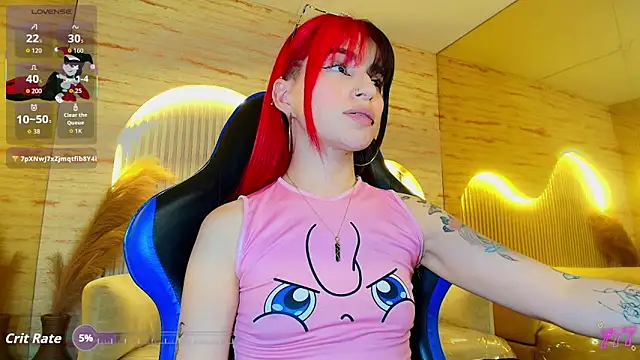 Moon_Red_r webcam