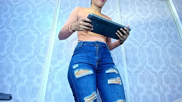 tasty_desires_ webcam