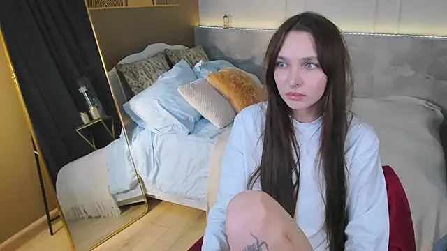 ChloeSunny webcam