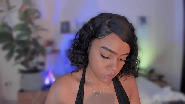YariRose webcam
