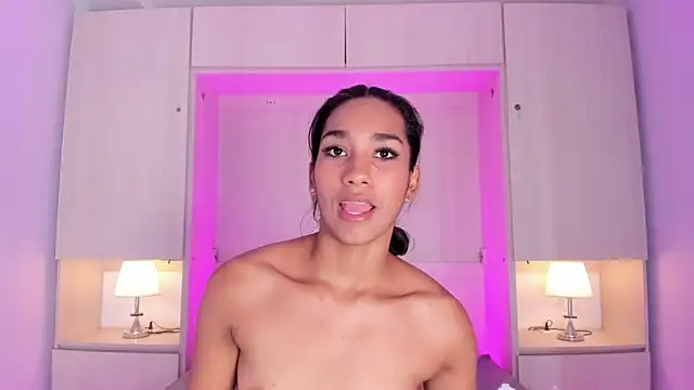 AnahiCollins webcam