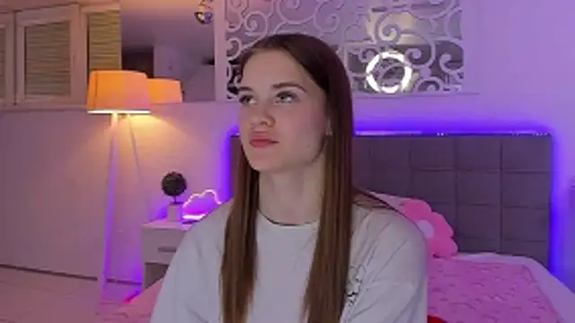 LuisaClover webcam