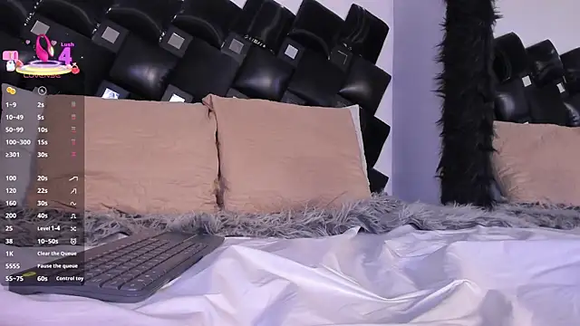 meredith_jones webcam