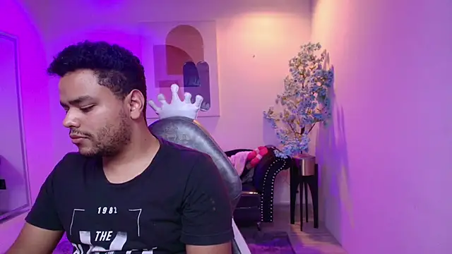 TarlyWho webcam