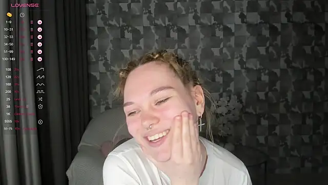Anna_Delon webcam