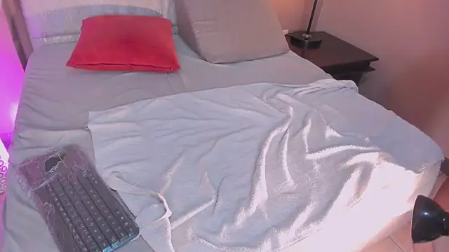 AlexandraCruzz webcam