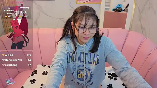zoe_dash_a webcam