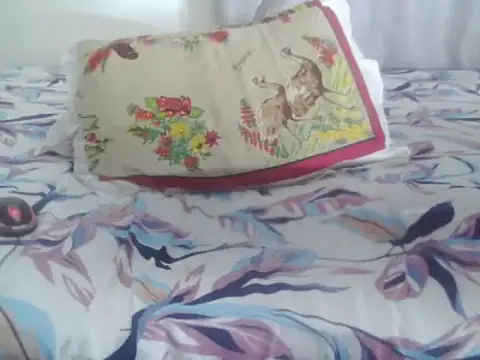 hornny_phrase2 webcam
