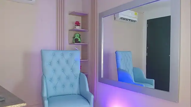 _cloe_21 webcam