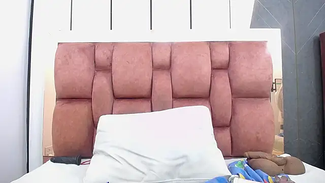 arianna_pearl webcam