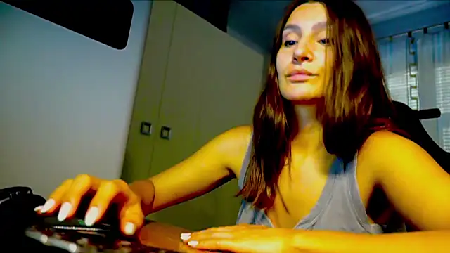 GodlyTheia webcam