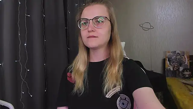 MissBrightShine webcam