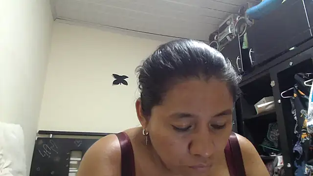 adrixxx38 webcam