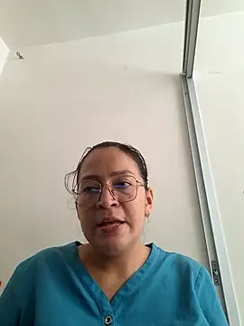 Dr_Edna_naughty live sex cam