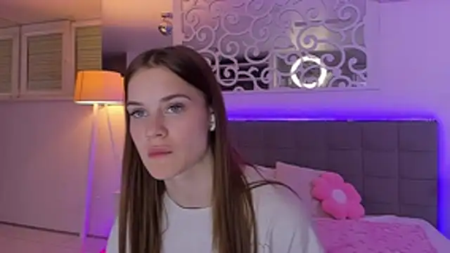 LuisaClover webcam