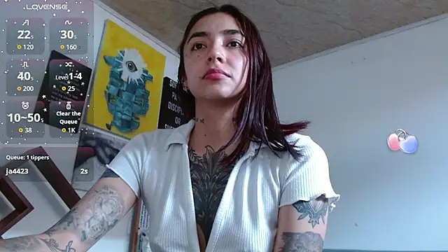 ZoeBakers_ webcam