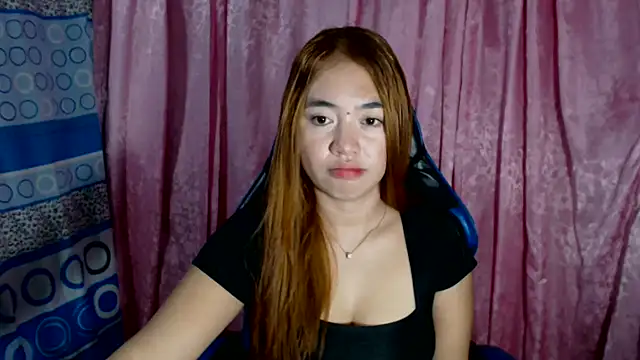 onlymaes_19 webcam
