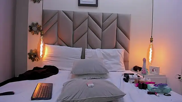 IsabellaFoox webcam