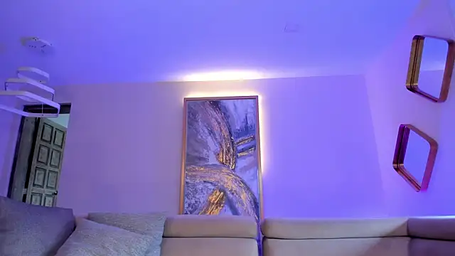 MaddyOwens live sex cam