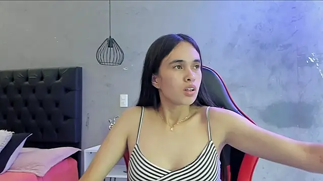 alice__susan webcam