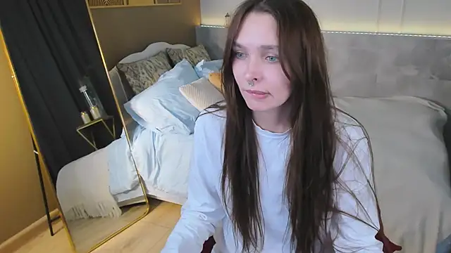 ChloeSunny webcam