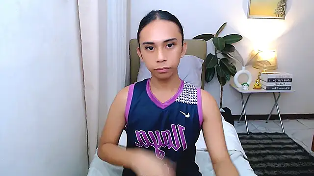 scarlet_smith7 (T teen) - BE MINE SCARLET AND CUM FOR ME