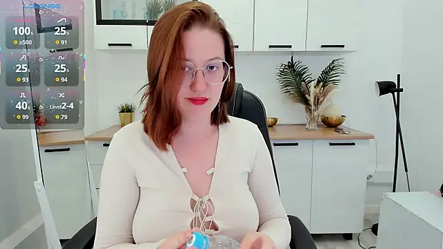 Charmy_Gracy webcam