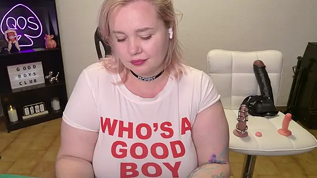 MargotGrey webcam