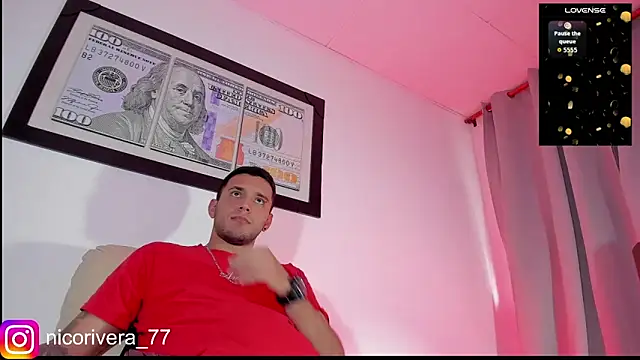 nico_rivera webcam