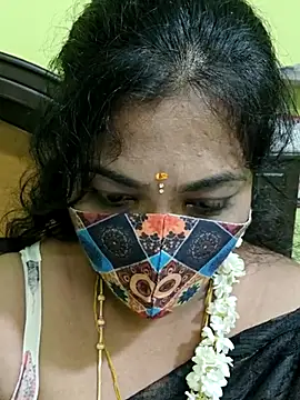 Tamil_Mithra webcam