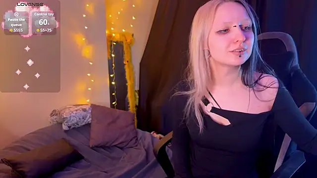 lavender_monster webcam