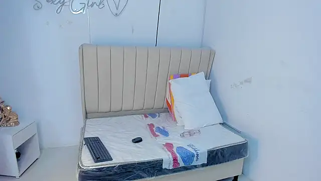 Abril_Castroo webcam