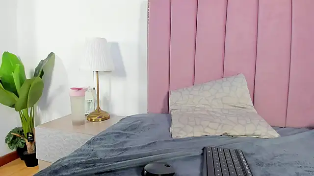 Littlejade_dh webcam