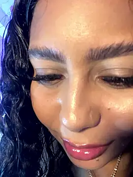 mina_hammani webcam