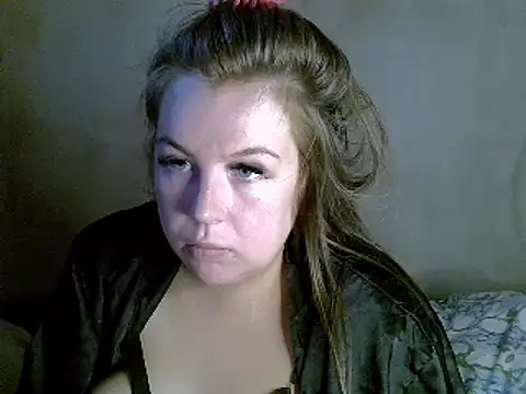 KikiBlackxx webcam