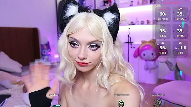 HolliWould_ webcam