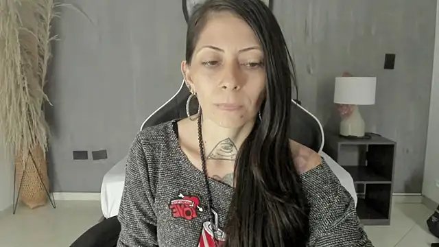 dark_gotica webcam