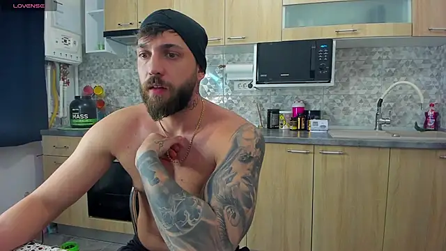 LustyMike_ webcam