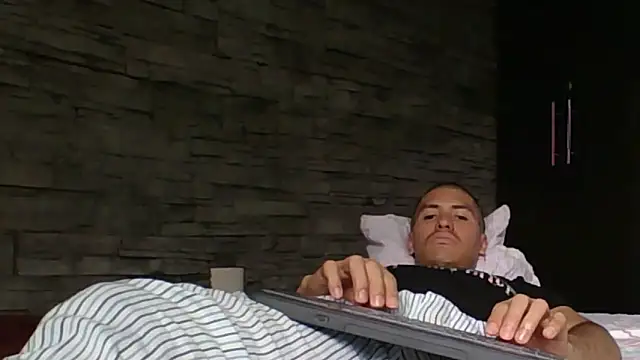 Sexylatin64 webcam