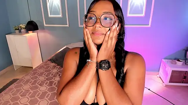 isabella_zc webcam