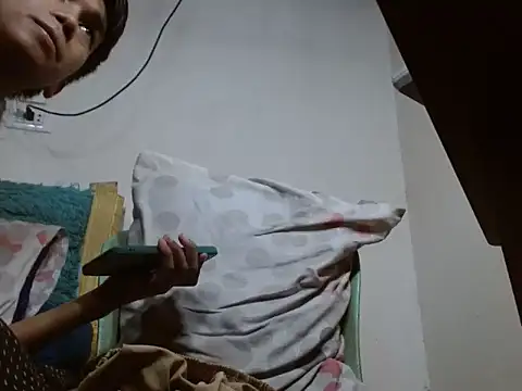 charlie0728 webcam