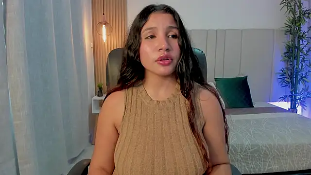 Victoria_Rosee webcam