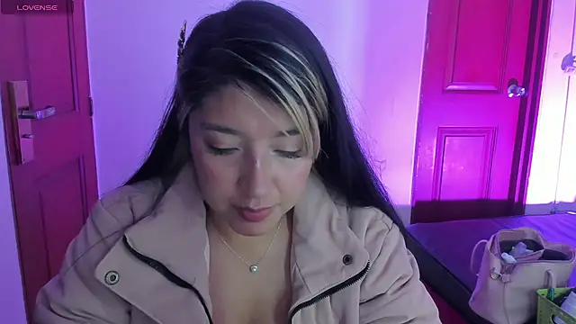 Dahiana_Dmour_ webcam