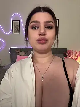 moneyforPeaches webcam