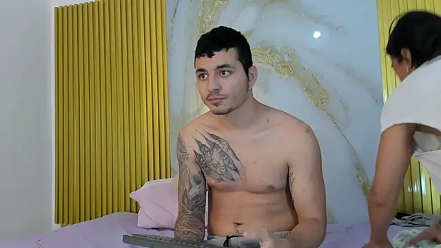 MarceANDCami webcam